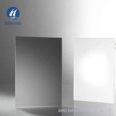 2000*3000mm Berijpt Polycarbonaatblad 1.5mm het Dikke Stevige Blad Antifire van PC